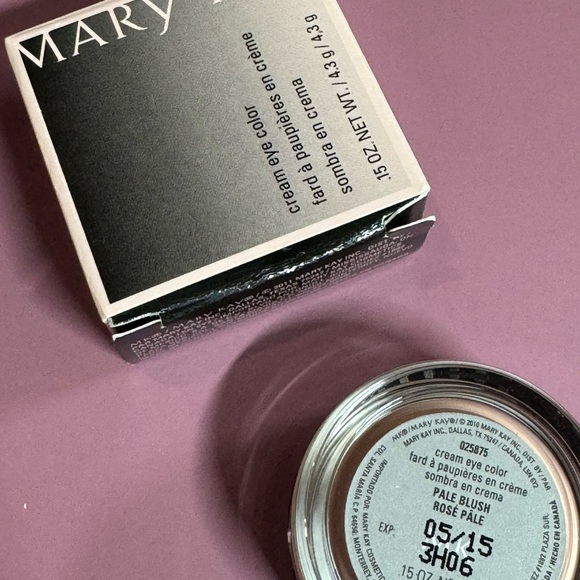 Mary Kay Products & Freebies NIB - Picture 7 of 15